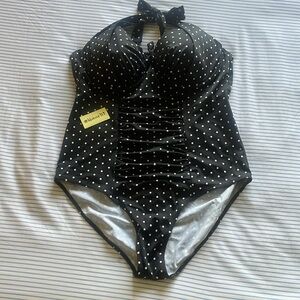 black and white polka dot one peice swimsuit